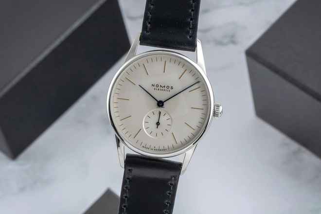  NOMOS Orion Stahl Handaufzug Herrenuhr Ref. 301 Box & Papiere 2014 
