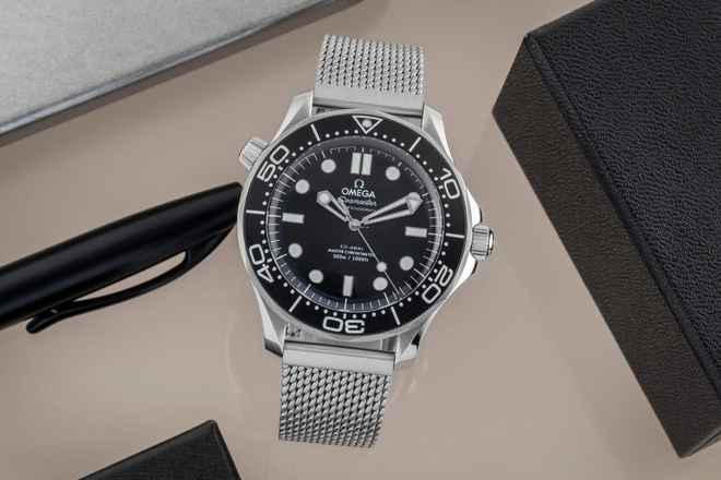  Omega Seamaster Diver 300 M Stahl Automatik Herrenuhr Ref. 210.30.42.20.01.010 B&P 2025 