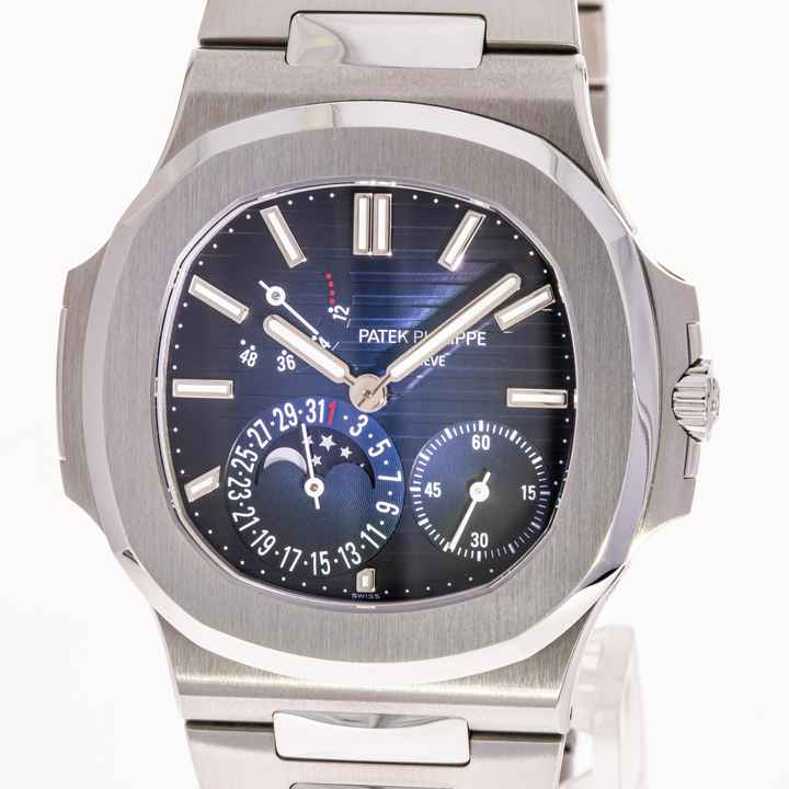  Patek Philippe Nautilus – 5712/1A – like NEW – 2009 Full Set Germany 