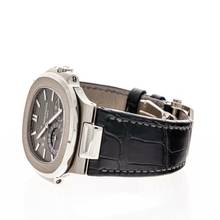 Thumbnail von Patek Philippe Nautilus Whitegold – 5712G-001 – like NEW – 12/2019 Full Set