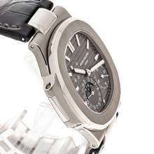 Thumbnail von Patek Philippe Nautilus Whitegold – 5712G-001 – like NEW – 12/2019 Full Set