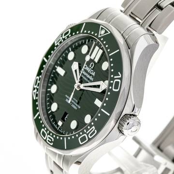  Omega Seamaster Diver 300 M Green – 210.30.42.20.03.002 – like NEW – 01/2025 Full Set 