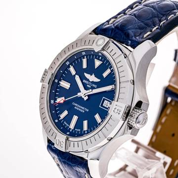  Breitling Avenger Automatic 43 Blue – A17318101C1X1 – like NEW – 05/2023 Full Set 