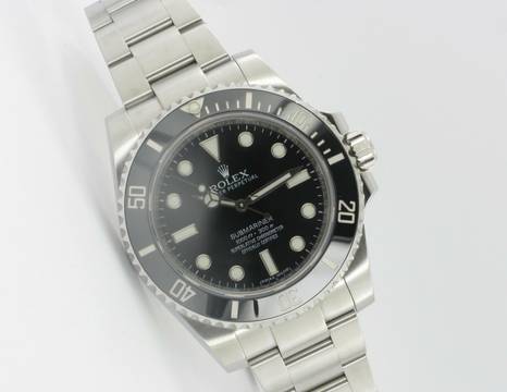  Rolex Submariner (No Date) 114060 