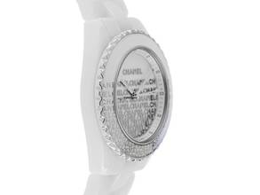 Thumbnail von Chanel J12 Ref.H7419 2025 Full Set Ungetragen