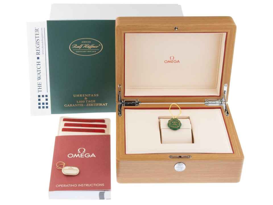  Omega Speedmaster Moonphase Ref.304.33.44.52.03.001 2022 Full Set wie Neu 