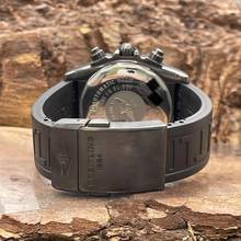 Thumbnail von Breitling Blackbird Blackbird 44 Ltd. - FULLSET 2011 - Titan DLC - Ref. M44359 Limited Edition of 2000 pcs.