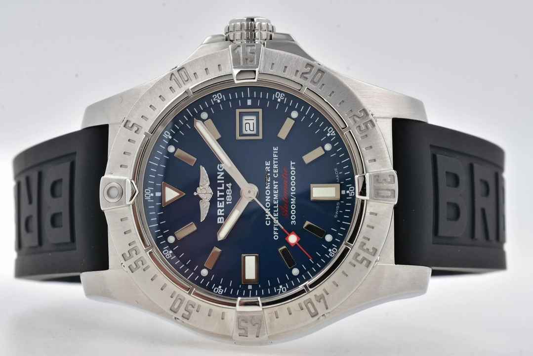  Breitling Avenger Seawolf A17330 