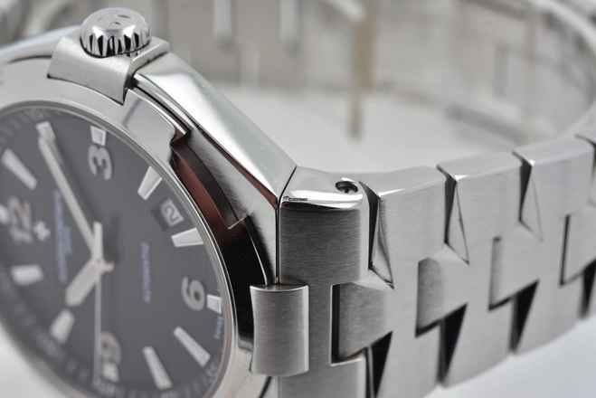  Vacheron Constantin Overseas Automatik 47040/B01A Black Dial 