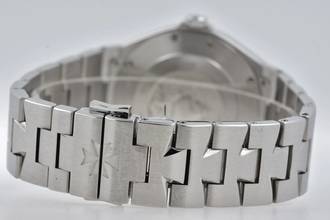 Thumbnail von Vacheron Constantin Overseas Automatik 47040/B01A Black Dial