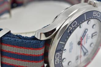 Thumbnail von Omega Seamaster Diver 300 M Commanders Watch Limited James Bond 007 21232412004001