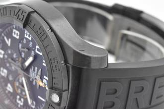 Thumbnail von Breitling Avenger Hurricane Breitlight XB0170E4 Black Dial Schwarz