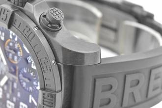 Thumbnail von Breitling Avenger Hurricane Breitlight XB0170E4 Black Dial Schwarz