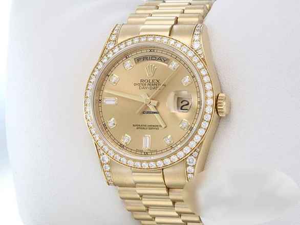  Rolex Day-Date 36 36mm 118388 2010 Diamanten Gelbgold 750 Automatik Gold 