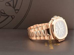 Thumbnail von Patek Philippe Nautilus 5980/1r - Like New Full Set Service Patek