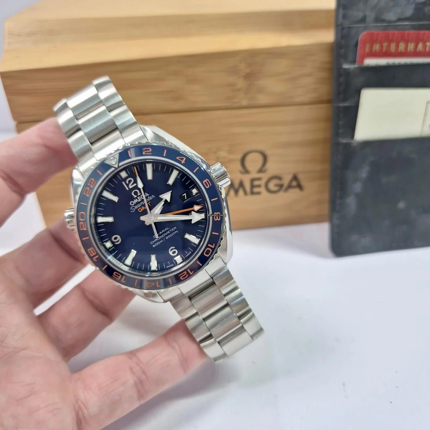  Omega Seamaster Planet Ocean GMT Goodplanet Foundation 43mm Completo 