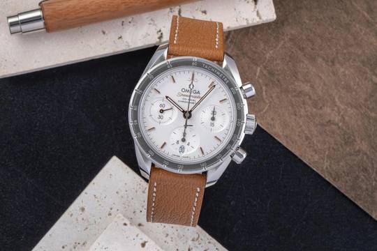  Omega Speedmaster 38 Chronograph Automatik Ref. 324.32.38.50.02.001 