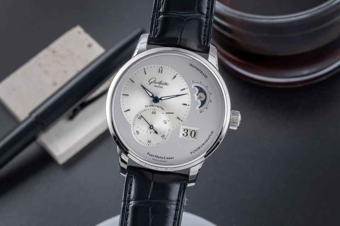  Glashütte Original PanoMaticLunar Stahl Automatik Herrenuhr Ref 1-90-02-42-32-01 B&P 2025 