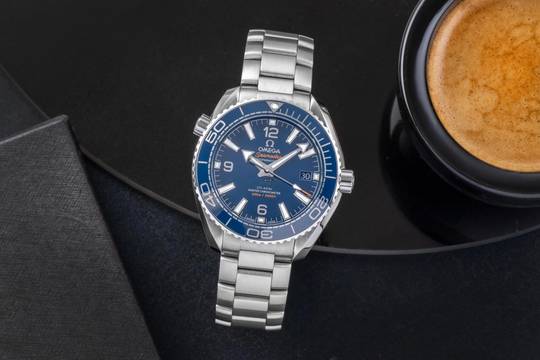  Omega Seamaster Planet Ocean Stahl Automatik Herrenuhr 215.30.40.20.03.001 B&P 
