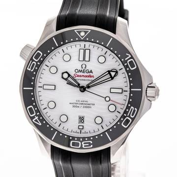  Omega Seamaster Diver 300 M White – 210.32.42.20.04.001 – NEW & Unworn – 10/2025 Full Set 