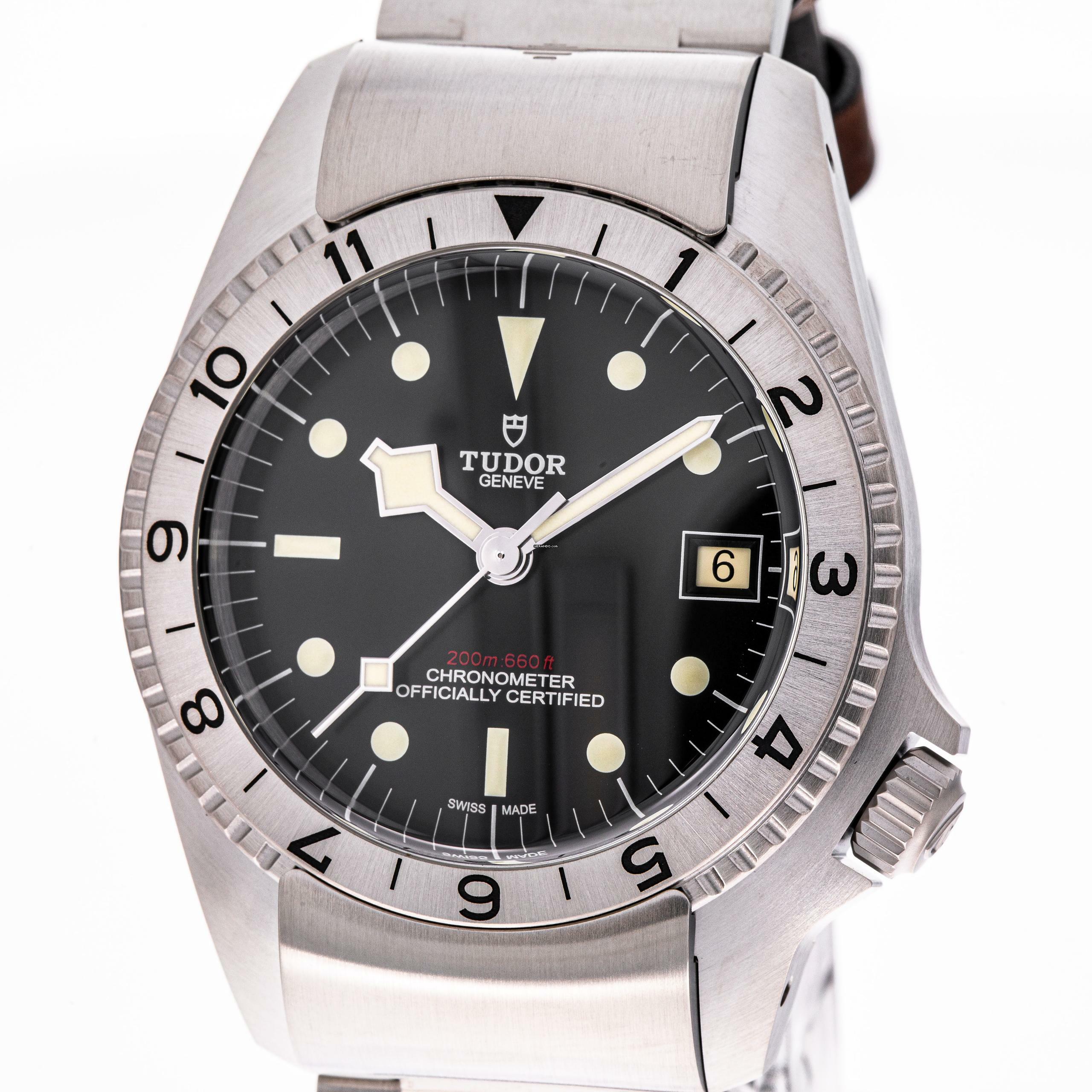 Tudor Black Bay P01 Black 42 – 70150 – like NEW – 2020 Full Set Lc100