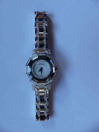  Century Dragon Stone 18kt. Weissgold Diamanten 1,85 ct. Full Set 18ct. Whitegold Armband 18 kt. Weissgold Diamant 