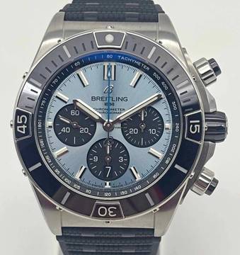  Breitling Chronomat Super Chronomat B01 44 Ice Blue Platin Lünette Ice Blue PB0134 Fullset Garantie bis 2032 