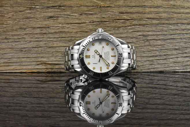  Omega Seamaster Diver 300 M Professional 300m Mid Size Automatic White Wave Tritium Dial - Vintage 1986 