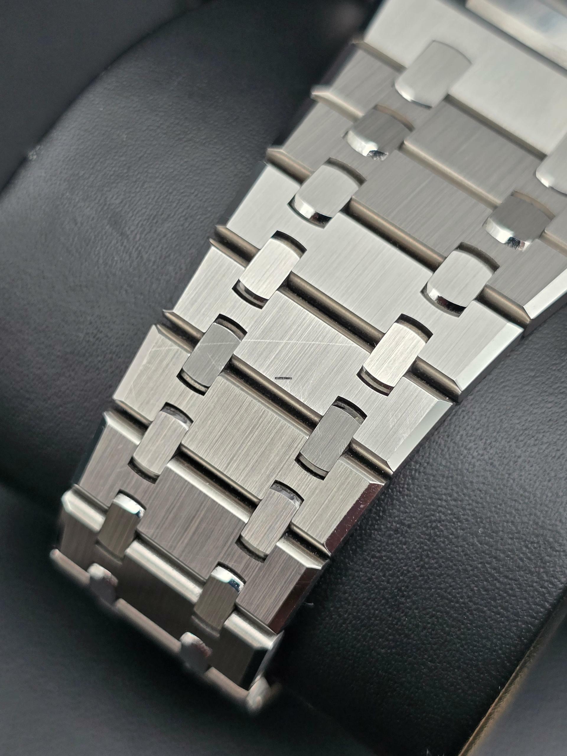 Thumbnail von Audemars Piguet Royal Oak 41mm 15510ST.OO.1320ST.06 Blue Dial Very Good Full Set 2023