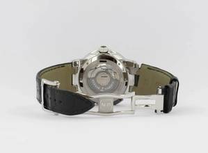 Thumbnail von Ulysse Nardin Executive Dual Time 243-00