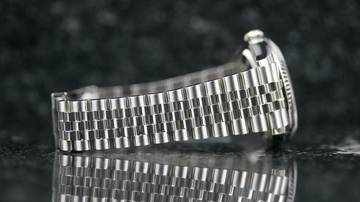 Thumbnail von Rolex Datejust 36 Silver 6&9 Diamond - like New - Fullset - 11/2023