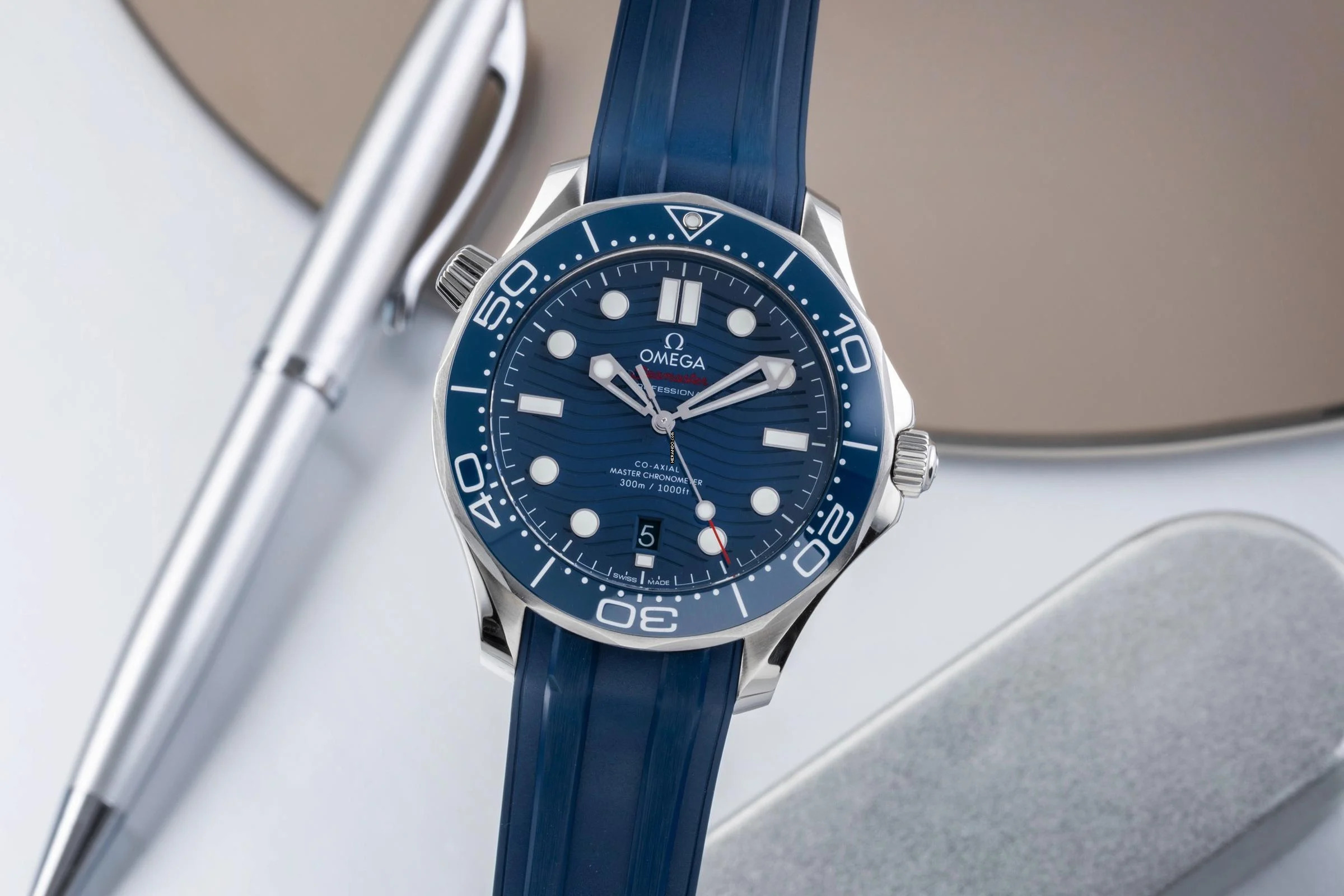 Omega Seamaster Diver 300 M Automatik Herren Ref 210.32.42.20.03.001 B&P