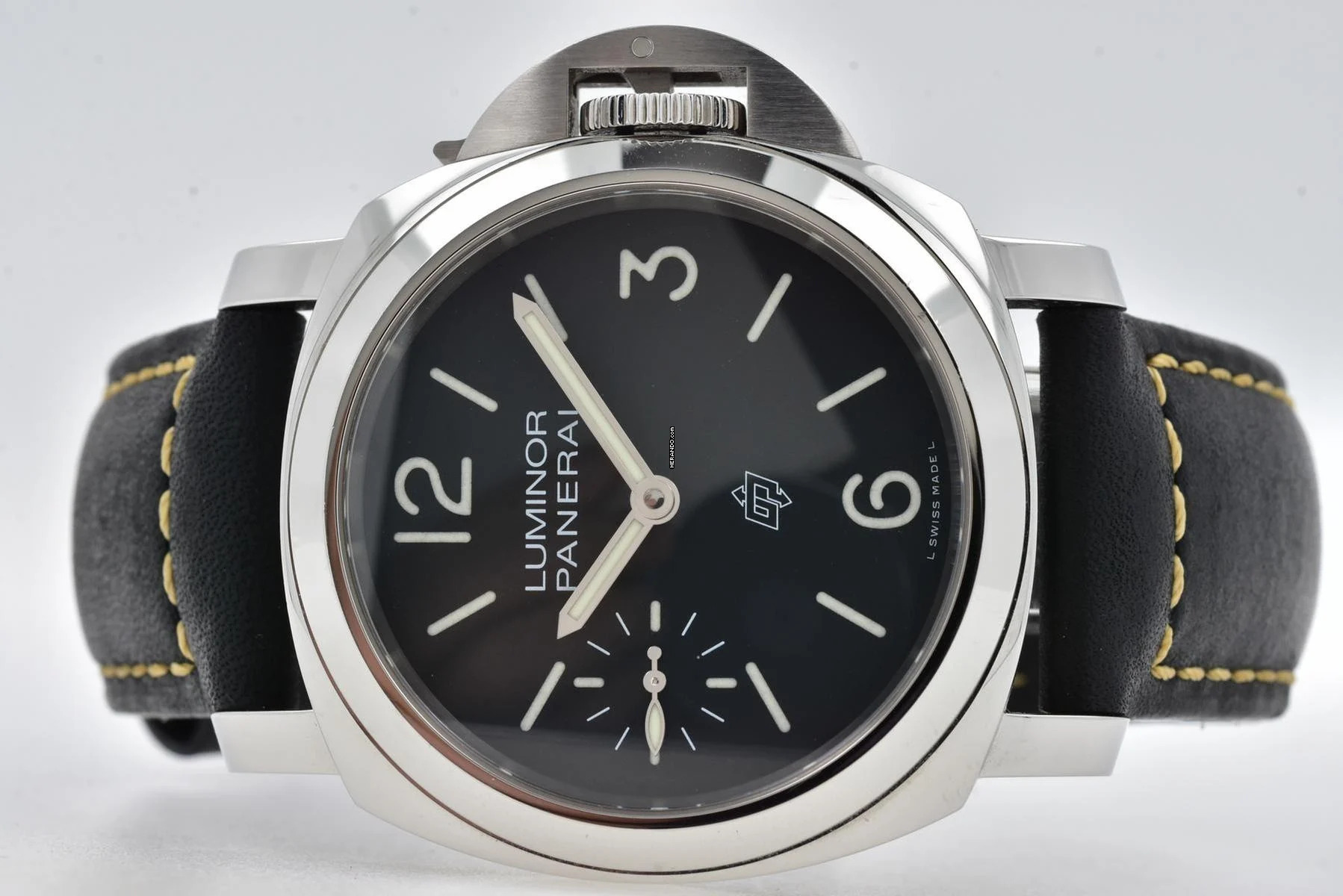  Panerai Luminor Marina Black PAM 1084 PAM01084 
