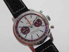 Thumbnail von Breitling Top Time B01 125 Years FC Bayern München Limited Edition Full Set Neu LC 100 Breitling Top Time B01 125 Years FC Bayern München Limited