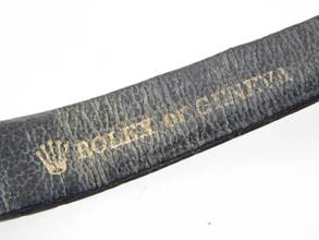 Thumbnail von Rolex Cellini 18 Karat Gelbgold Cellini Handaufzug medium Size 24 x 29 mm N.O.S. mit original 18 Kt Schließe Original Band und Box