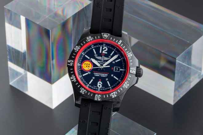  Breitling Colt Skyracer Patrouille Suisse Breitlight Quarz Ref X74320B5/BG23 B&P 
