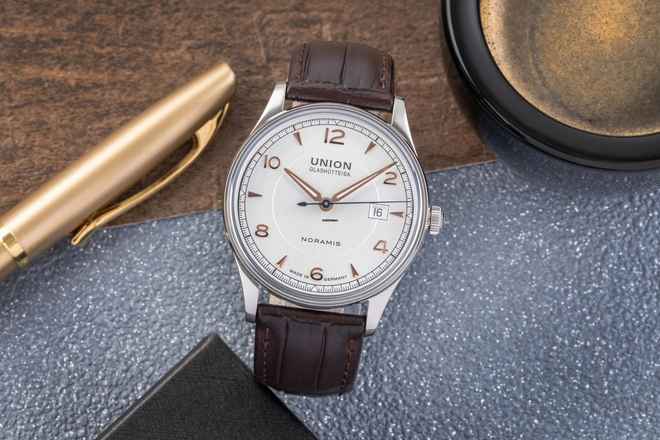  Union Glashütte Noramis Stahl Automatik Herrenuhr Ref. D016.407.16.037.01 B&P 