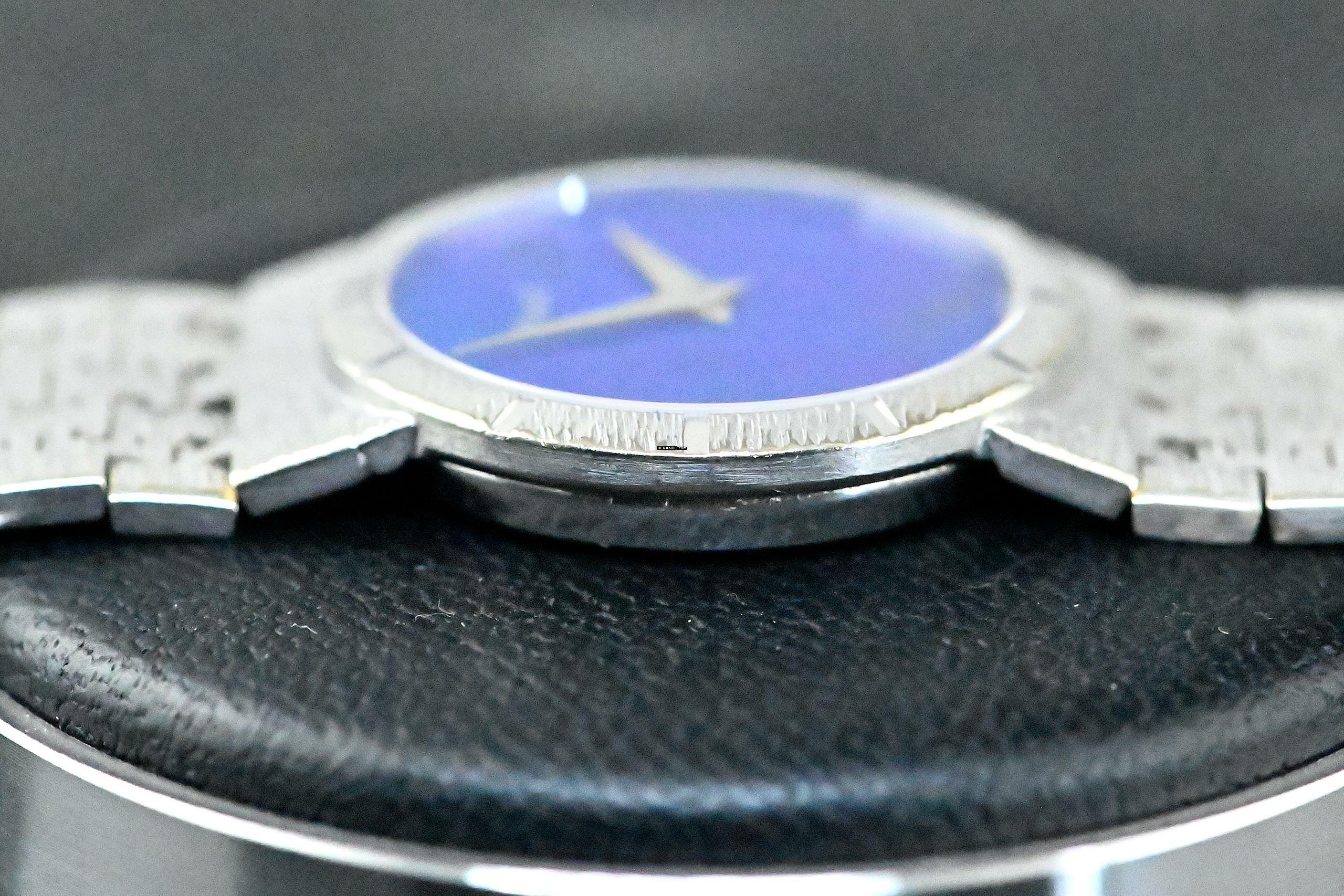 Thumbnail von Piaget rare Vintage Dress Watch | 9701 A 6 | Lapislazuli dial | white gold