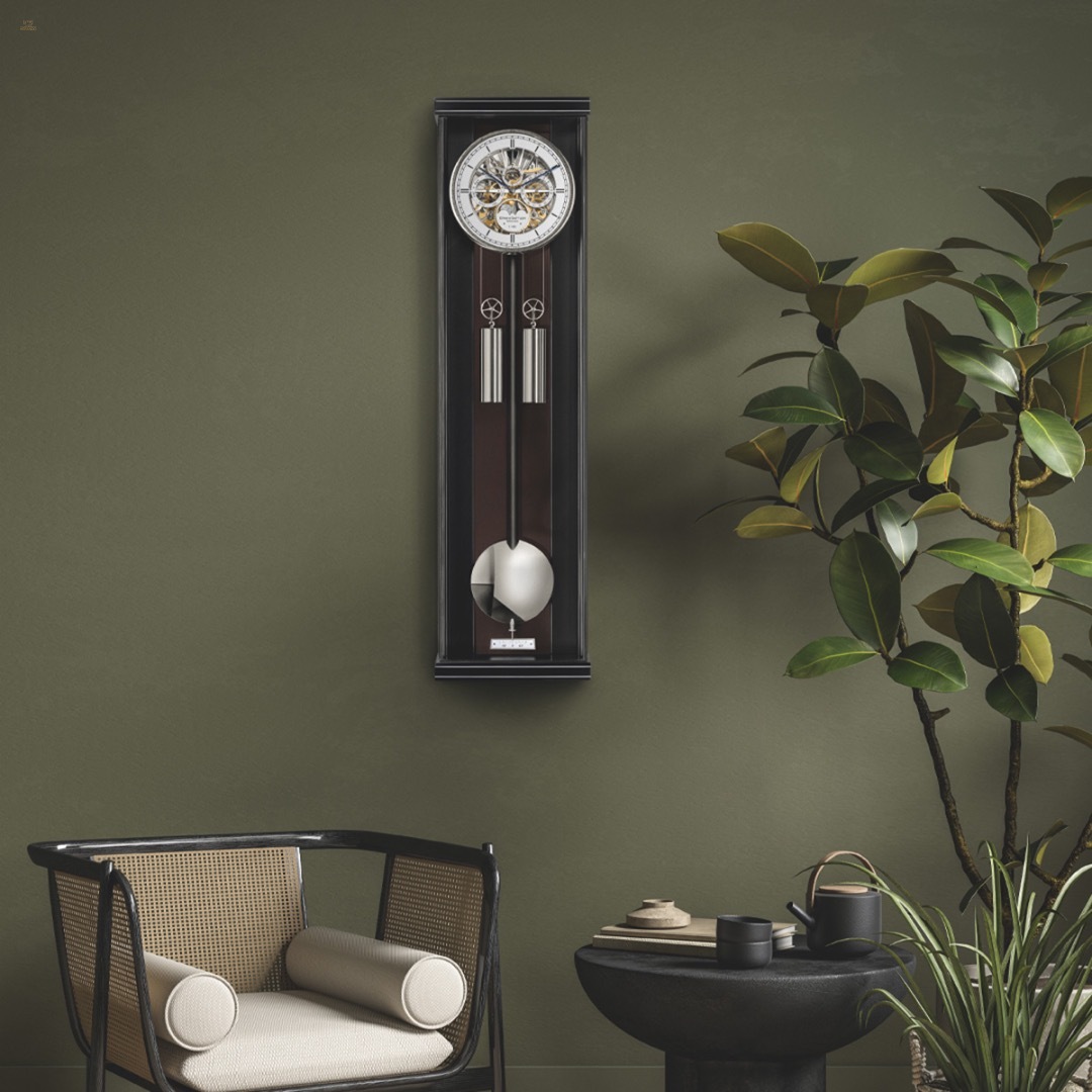 Thumbnail von Aperia III – Limitierte Wanduhr - Skelettiertes Werk - Kalender & Mondphase