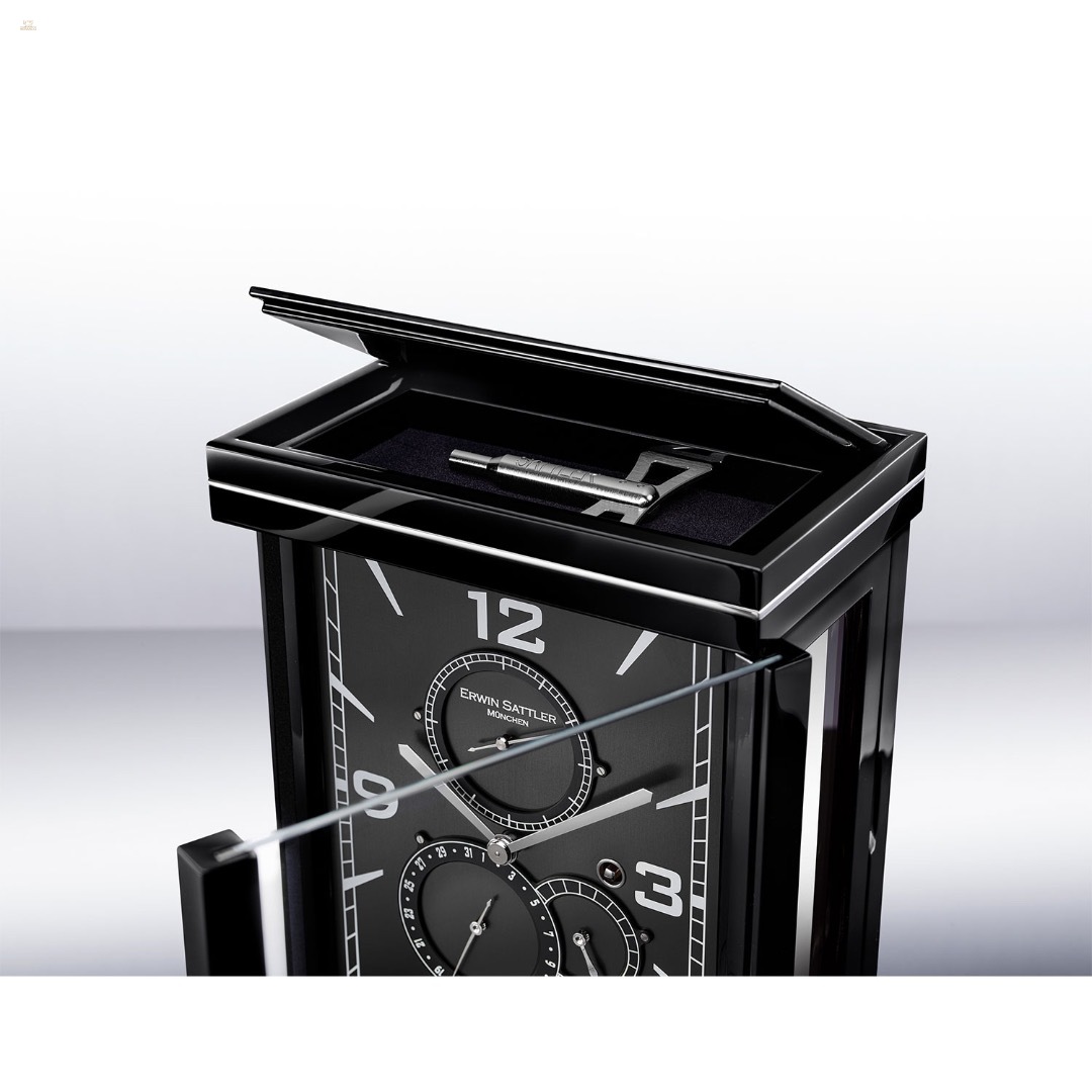 Thumbnail von Metrica II – Moderne Tischuhr mit 15 Tage Werk