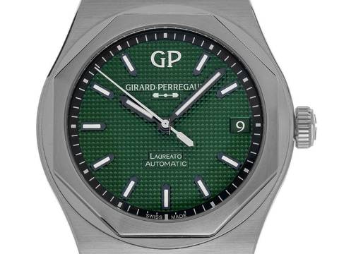  Girard Perregaux Laureato Ref.81010-11-3153-1CM 2025 Full Set Ungetragen 