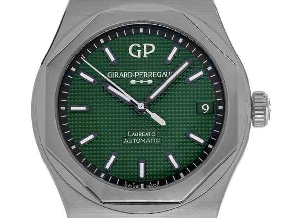  Girard Perregaux Laureato Ref.81010-11-3153-1CM 2025 Full Set Ungetragen 