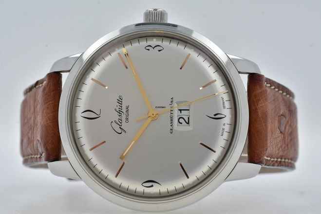  Glashütte Original Sixties Panoramadatum Panorama Date 2-39-47-01-02-04 Silver Dial 