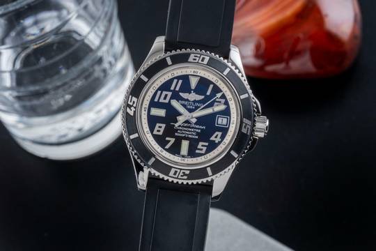  Breitling Superocean 42 Black Dial Edelstahl Automatik Herrenuhr Ref. A17364 