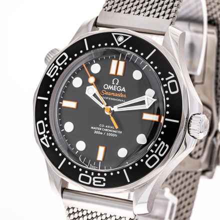  Omega Seamaster Diver 300 M Orange – 210.30.42.20.01.018 – NEW &amp; Unworn – 11/2025 Full Set 