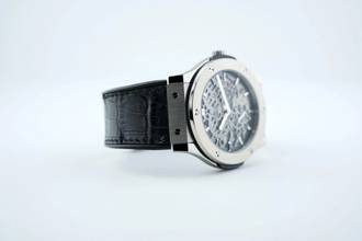 Thumbnail von Hublot Classic Fusion Ultra-Thin Skeleton 45MM Titanium Like New 515.NX.0170.LR
