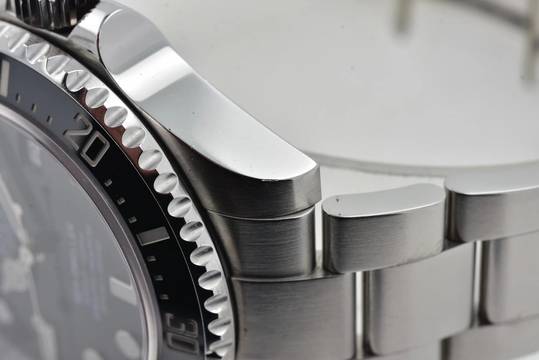  Rolex Sea-Dweller 4000 Ceramic 116600 LC023 