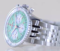 Thumbnail von Breitling Navitimer 1 B01 Chronograph 41mm B01 mint green Stahl Pilotband B+P