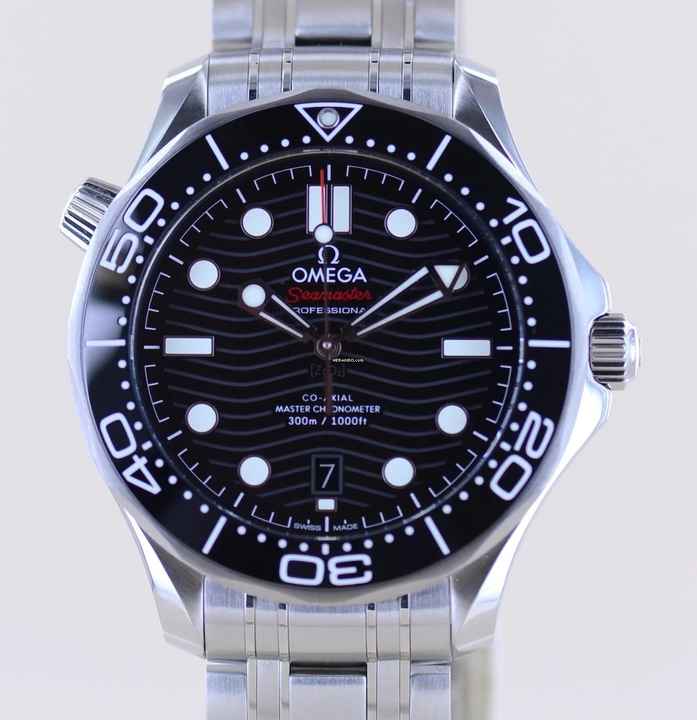  Omega Seamaster Diver 300 M Co-Axial Master Chronometer 42mm Top black Keramik Diver B+P 