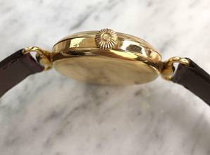 Thumbnail von RARE Universal Geneve Monopusher Chronograph 1930 Solid Gold Enamel Dial